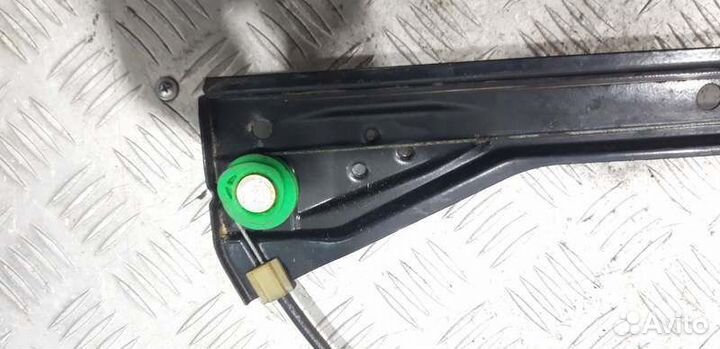 Стеклоподъемник передний правый Volkswagen Polo RU