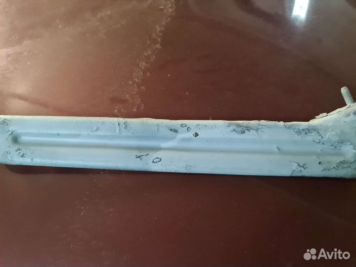 Крепёж бампера правый киа спектра