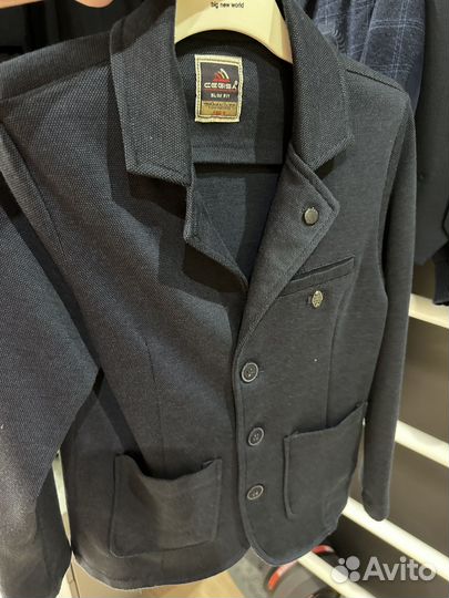 Пиджак, рубашки, водолашки для мальчиков