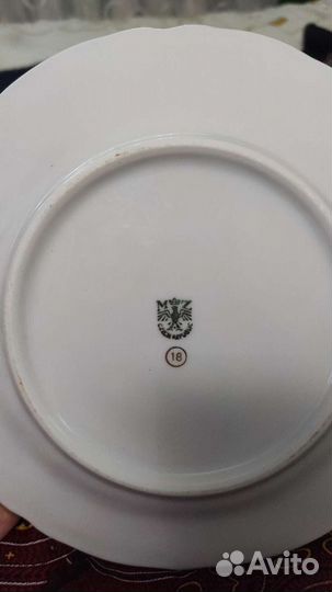 Тарелка настенная Мадонна 20см