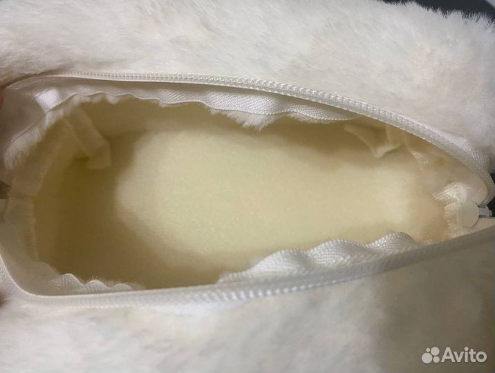 Косметичка плюшевая