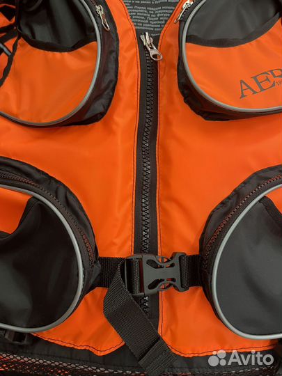 Спасательный жилет версия LUX