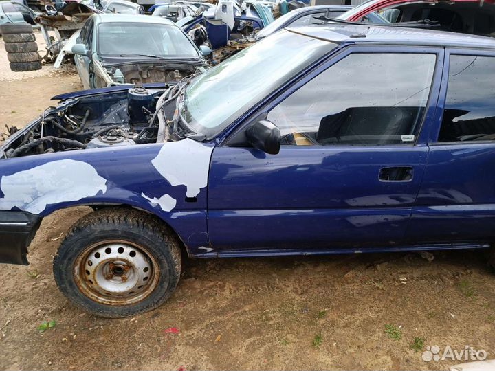 Телевизор, рамка передняя Toyota Corolla e90 1988