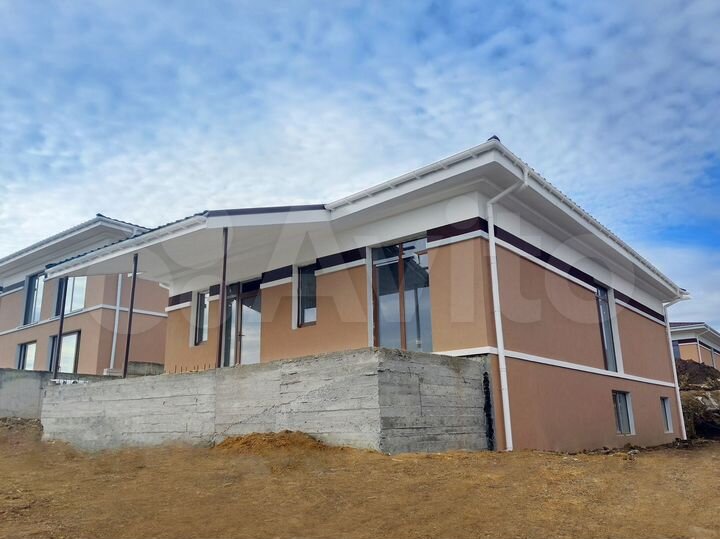 Дом 256 м² на участке 6 сот.