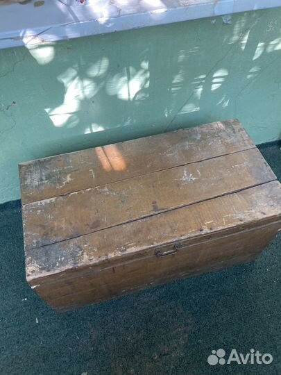 Сундук деревянный старинный