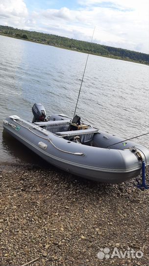 Лодка пвх Gladiator E380Pro