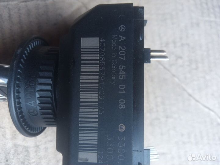 Замок зажигания Mercedes W204 C204