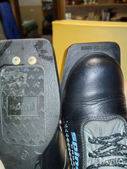 Лыжные ботинки 39-40 размер