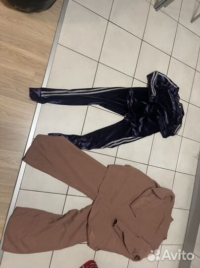 Спортивный костюм женский