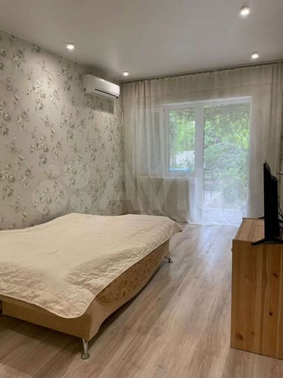 Комната 50 м², 1/2 эт.