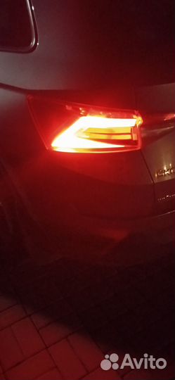 Фонарь задний левый на Шкоду кадиак