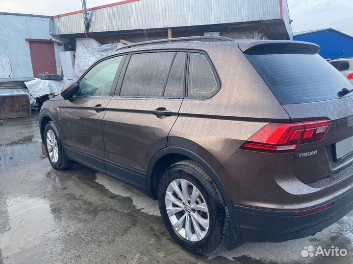Volkswagen Tiguan 1.4 AMT, 2020, 24 000 км