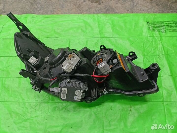 Фара левая на Subaru Forester SH5 SH9 2008-2012г