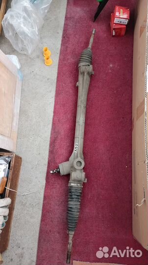 Рейка рулевая б/у оригинал Тойота Королла е 150