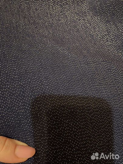 Ткань и молнии