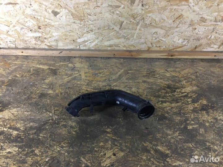 Патрубок интеркулера Volkswagen Jetta седан CAX