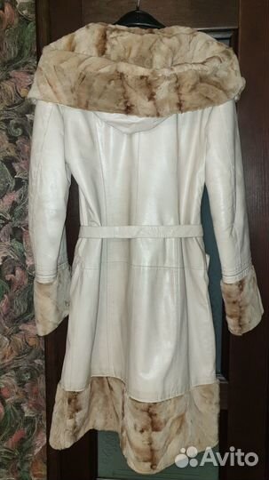 Дубленка кожаная натуральная женская с капюшоном