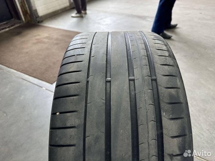 Pirelli P Zero 275/35 R22 и 315/30 R22