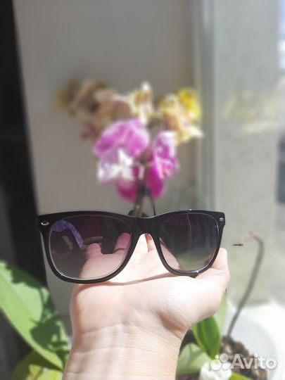 Солнцезащитные очки женские