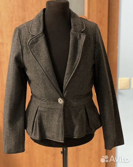 Пиджак на рост 140 catimini