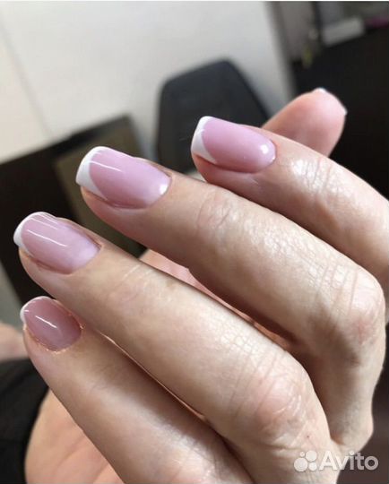 Мастер маникюра и педикюра