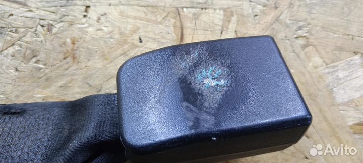 Ответная часть ремня безопасности задний Renault