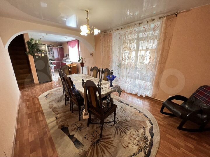 Дом 251,5 м² на участке 16,5 сот.