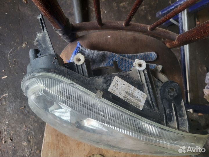 Фара правая Лада калина 1