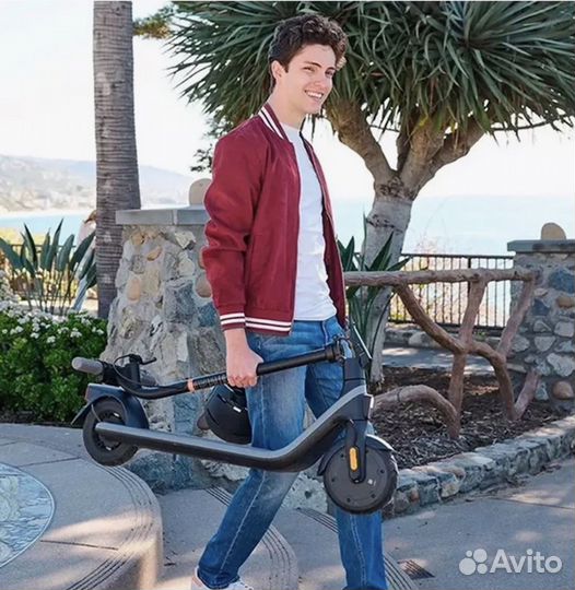 Электросамокат Ninebot E2 новый запечатанный
