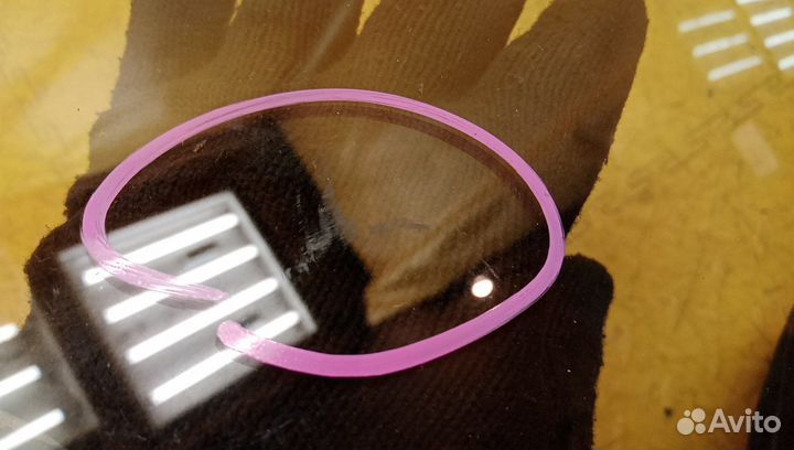 Стекло двери передней левой Touareg I