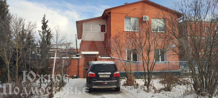 Дом 240 м² на участке 5 сот.