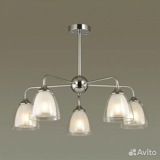 Люстра в спальню модерн