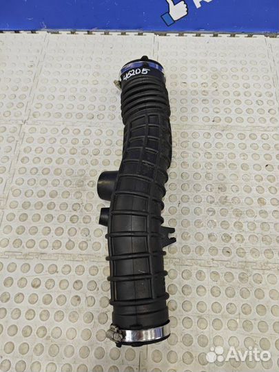 Патрубок воздушного фильтра Renault Kaptur