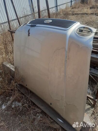 Капот toyota progres