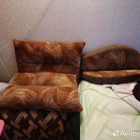 Диванные подушки бу