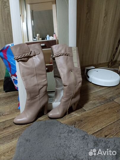 Кожаные сапоги демисезонные р. 38