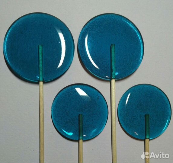 Красивые круглые леденцы отличного качества