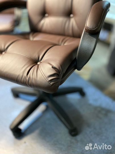 Кресло офисное