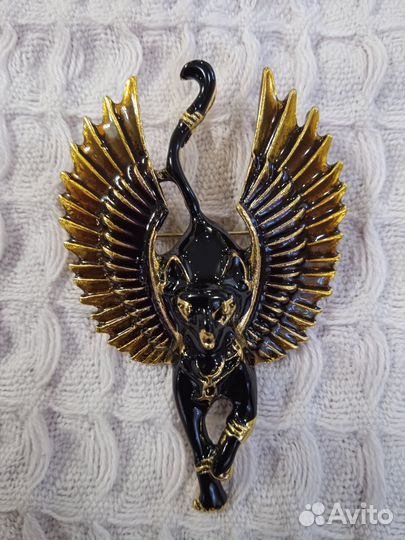 Малые брошки