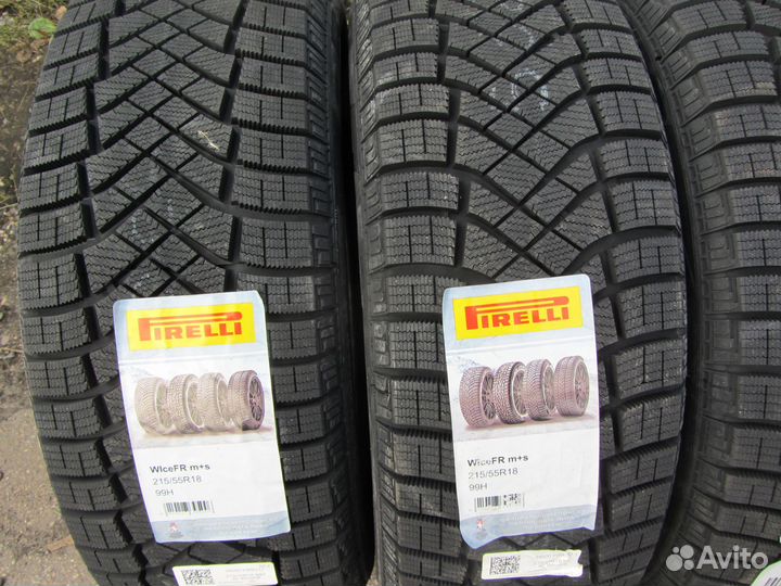 Pirelli Ice Zero FR 215/55 R18 99H