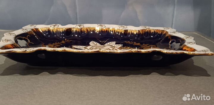 Блюдо фарфор