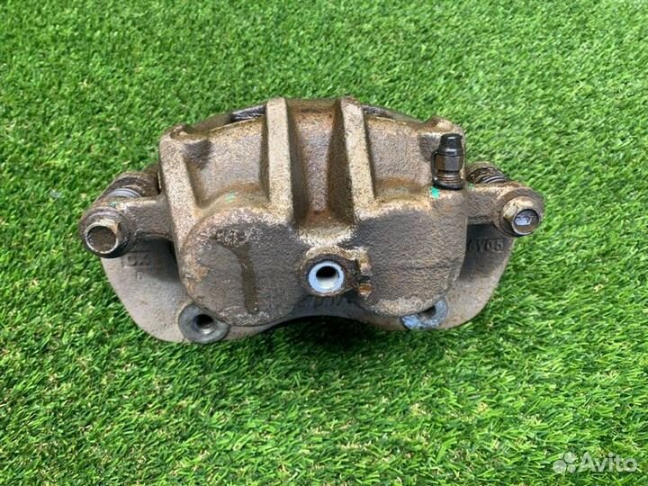 Суппорт передний правый Zotye T600 SUV 1.5 15S4G