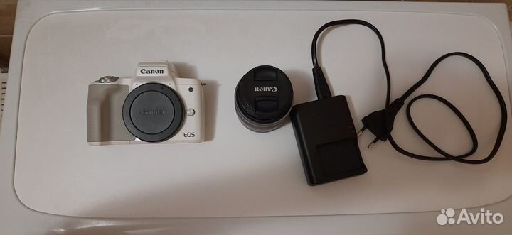 Фотоаппарат Canon EOS m50 kit 15-45