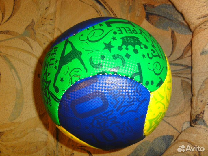 Мяч футбол новый 