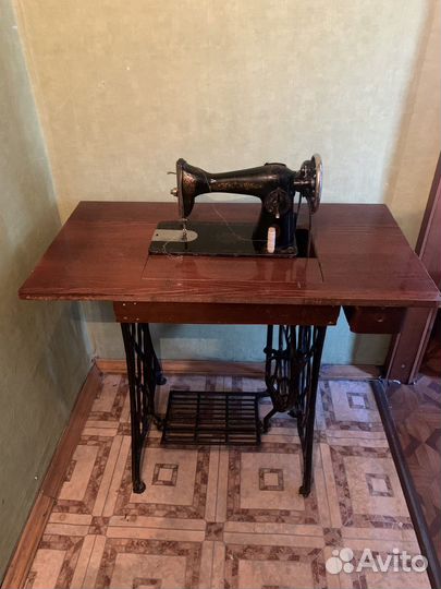 Швейная машина ножная Подольск