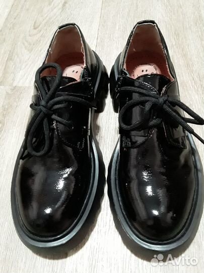 Туфли для девочки размер 35
