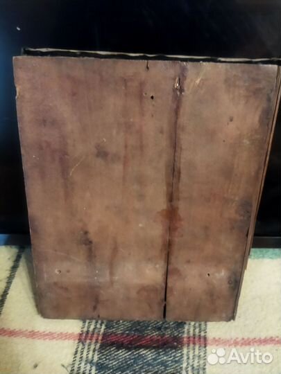 Старинные иконы в окладе