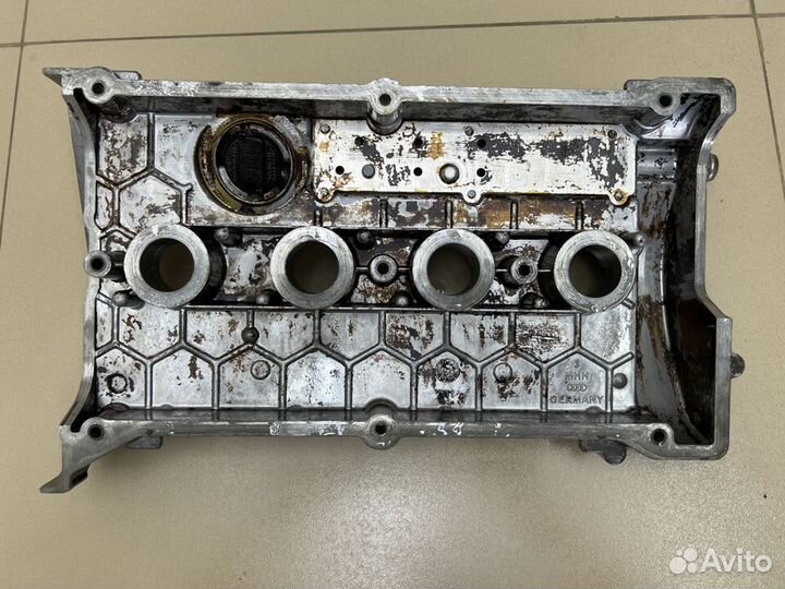 Клапанная крышка Audi A4 B5 1.8T AWT