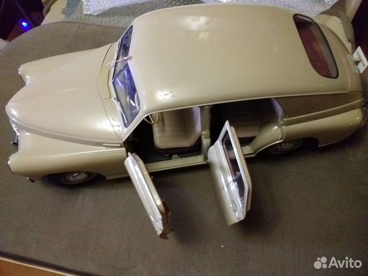 Модель Победа М 20 в масштабе 1:8