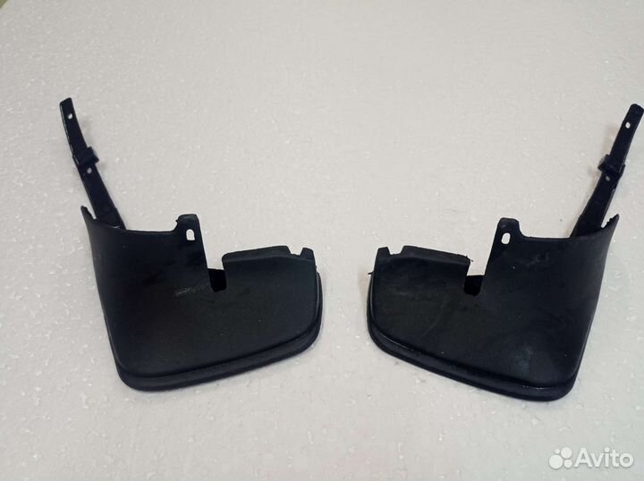 Брызговики Toyota ipsum